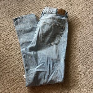 AEO mom Jean - ripped